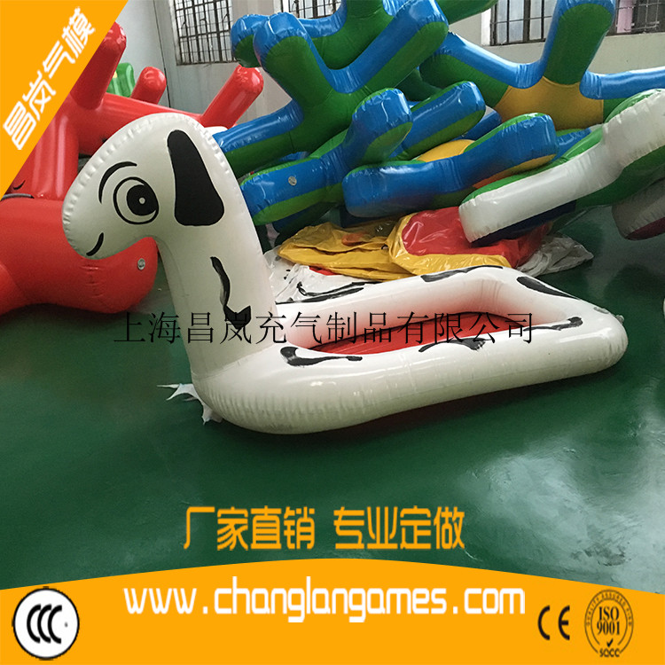 PVC夹网布闭气水上玩具充气气模斑点狗儿童船支持定做出口质量